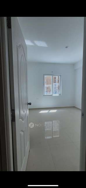 2 BHK Flat In Revolution One, Padur For Sale  In Padur