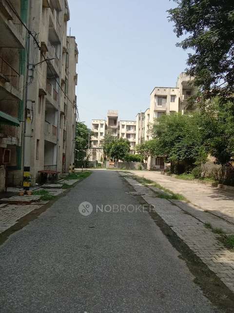 1 BHK Flat In Ekta Apartment For Sale  In Dda Flats Siraspur Ekta Apartment Bunty Flat