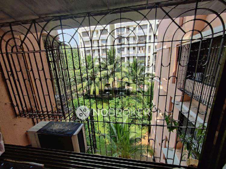1 BHK Flat In Doordarshan Chs For Sale  In Goregaon East