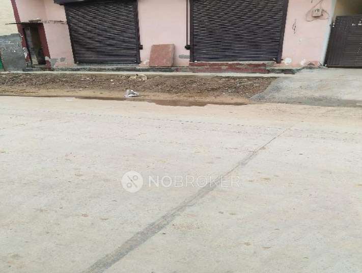 Godown/Warehouse in Dwarka, Delhi for Rent 