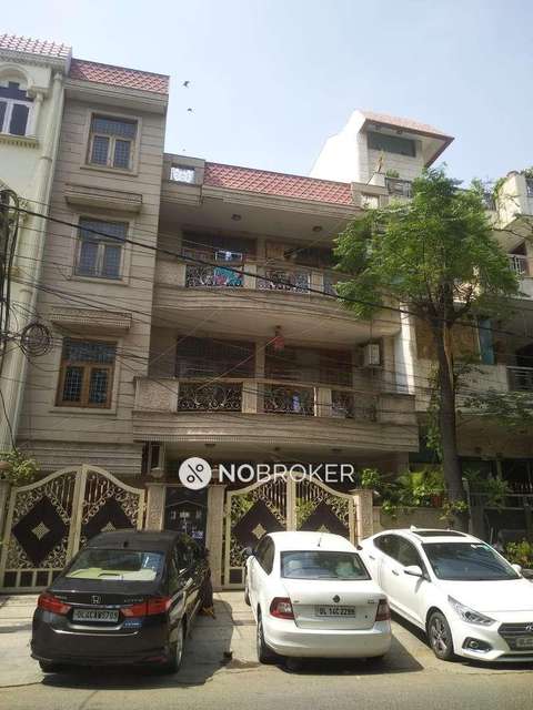 4+ BHK Flat For Sale  In Paschim Vihar