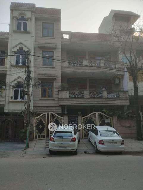 4+ BHK Flat For Sale  In Paschim Vihar