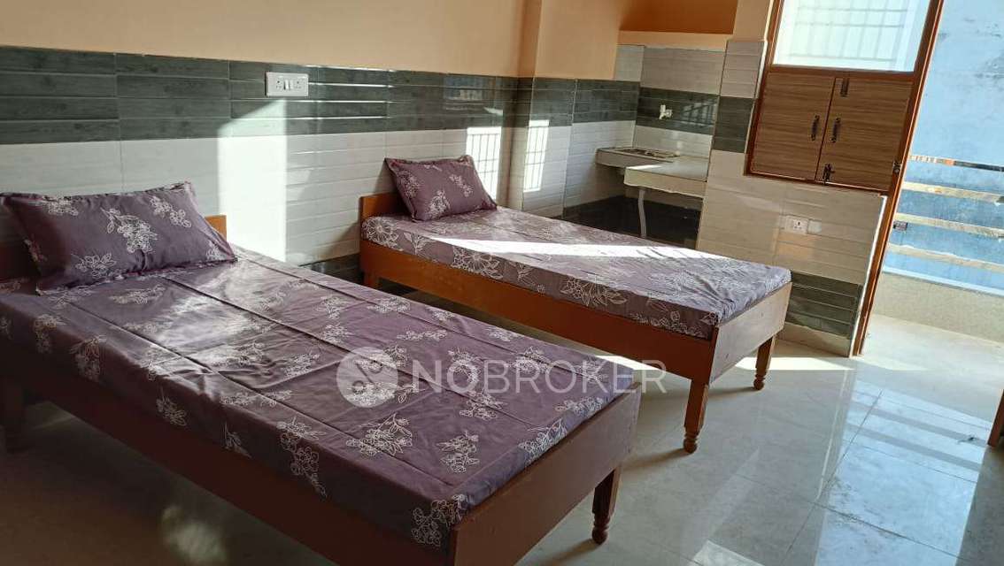 PG for Girls in Sector 59,