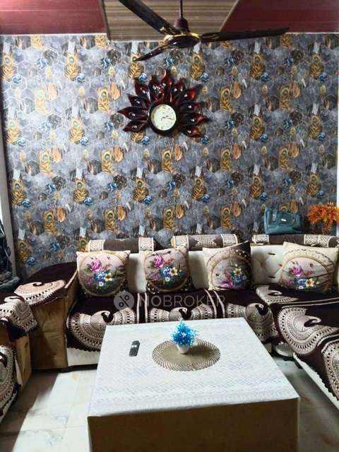 3 BHK Flat In Standalone For Sale  In Sector 1, Rohini