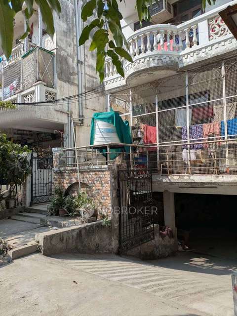 4 BHK Flat For Sale  In B-16 Gf, Ramprastha Colony, B Block, Chander Nagar, Surya Nagar, Ghaziabad, Uttar Pradesh 201011, India