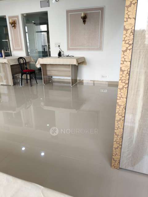 Office Space in Ufairia Mall Ek Murti, Greater Noida for Rent 