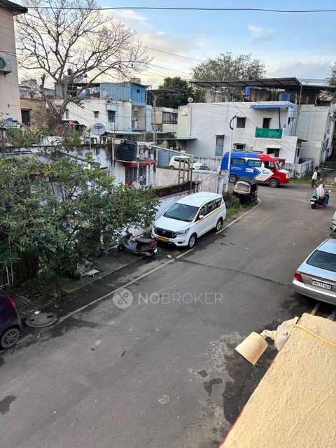 PG for Girls in Lig Colony Road