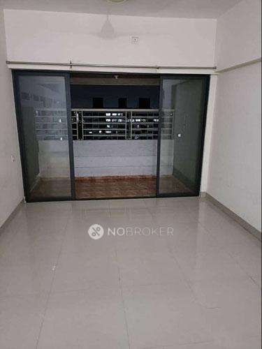 2 BHK Flat In Kumar Pebble Park For Sale  In Hadapsar