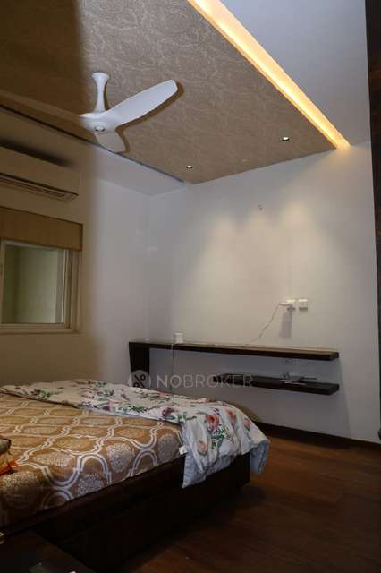 4 BHK Flat In Prestige Ivy League For Sale  In Serilingampalle