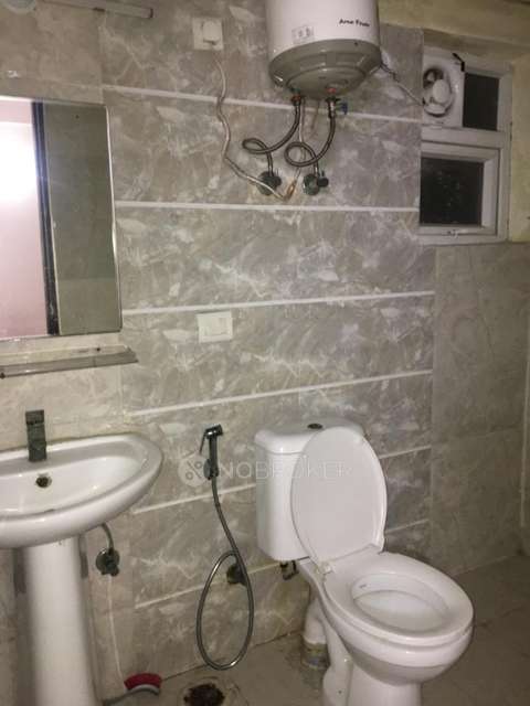 3 BHK Flat In Amrapali Silicon City For Sale  In  Sector 76