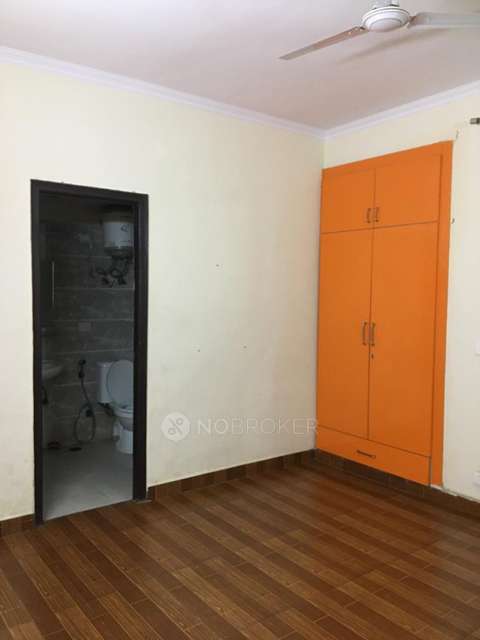 3 BHK Flat In Amrapali Silicon City For Sale  In  Sector 76