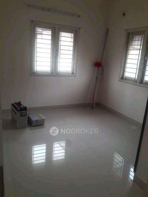 2 BHK Flat In Lakshmi Garden Apartment For Sale  In Kamakshi Nagar