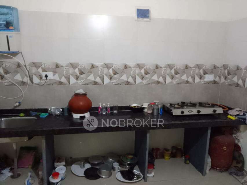 2 BHK Flat In Fressia For Sale  In Dilkap College Road