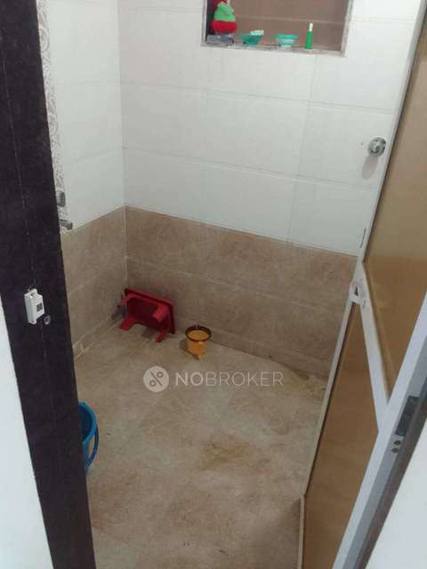 2 BHK Flat In Fressia For Sale  In Dilkap College Road