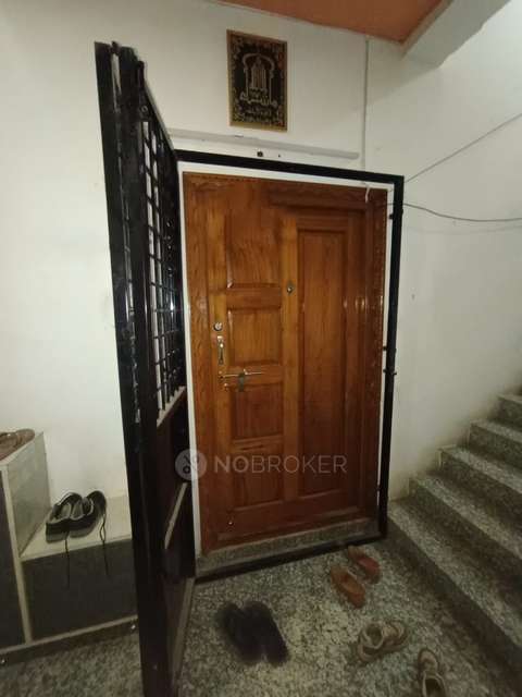 3 BHK Flat In Sas Manzil For Sale  In Tolichowki