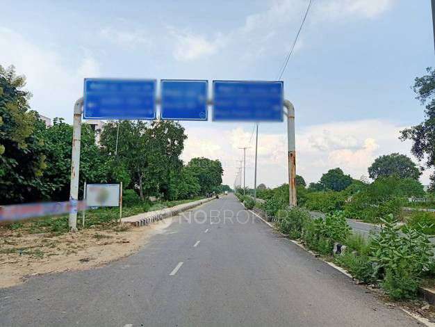 1 BHK Flat In Park View Apartments  For Sale  In Rohini