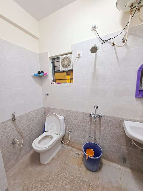 2 BHK Flat In Nakshatra Residency For Sale  In Kamakshipalya