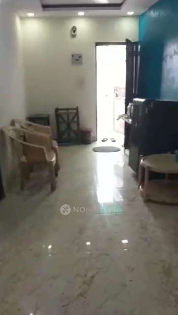 2 BHK Flat In Dda Janta Flat  For Sale  In  Rohini