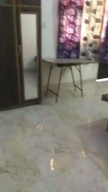 2 BHK Flat In Dda Janta Flat  For Sale  In  Rohini