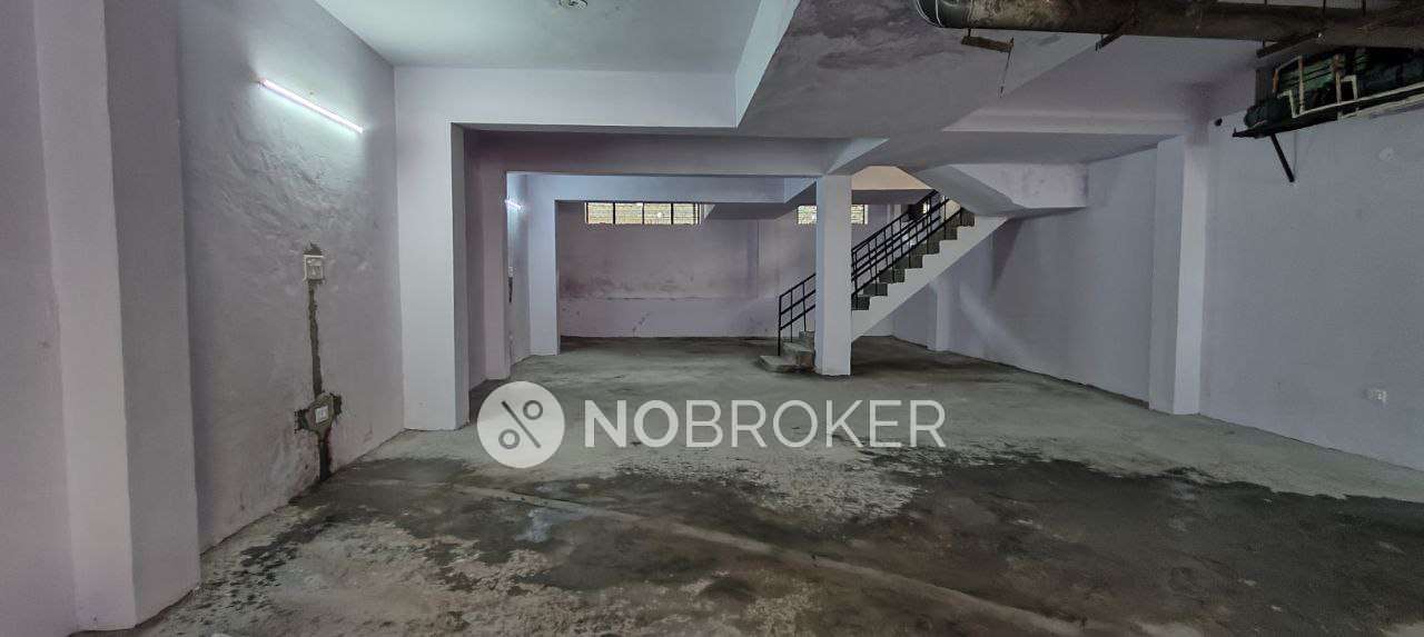 Godown/Warehouse in Pul Pehlad Pur, Delhi for Rent 
