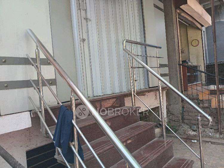 Shop in Mitha Danj Chowk, Ganj Peth, Pune, Maharashtra 411002, India, Pune for Rent 