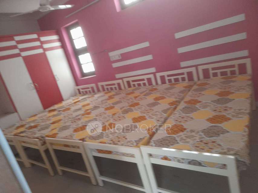 PG for Girls in Himayatnagar