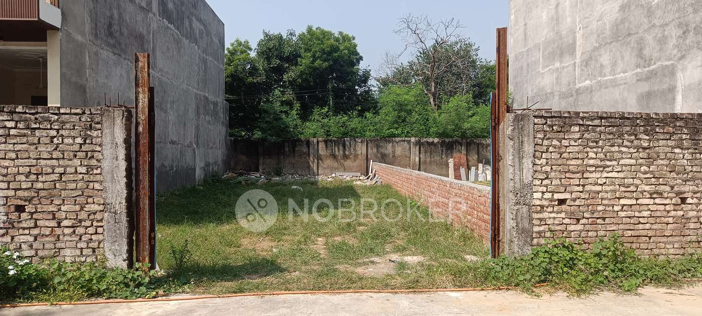 Godown/Warehouse in Ghitorni, Delhi for Rent 