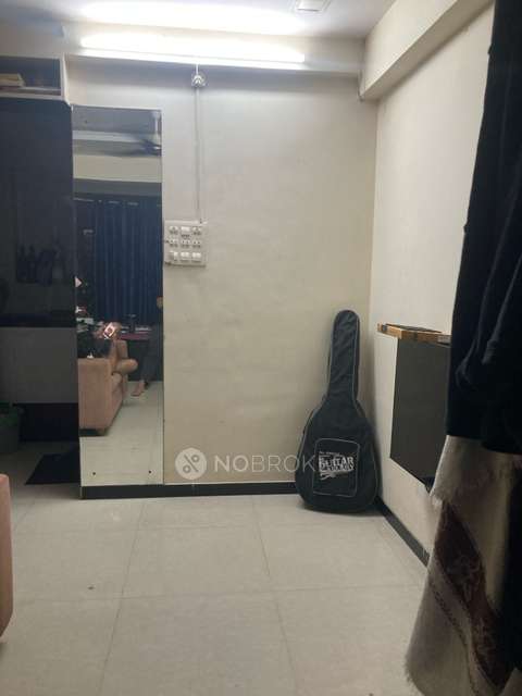 1 BHK Flat In Kanchi Building for Rent  In Thakur Dairy Farm