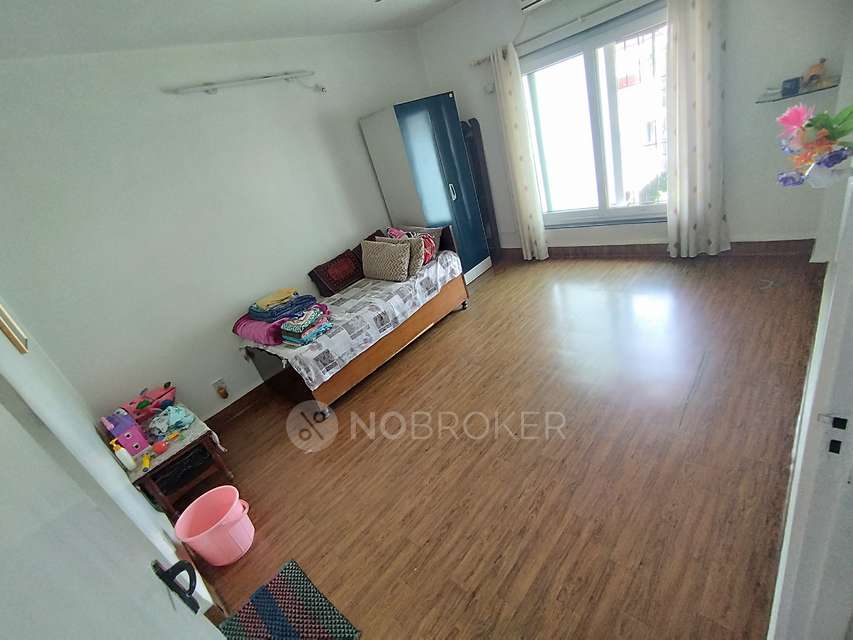 2 BHK Flat In Gulmohar Regal Homes Cooperative Housing For Sale  In Wanwadi