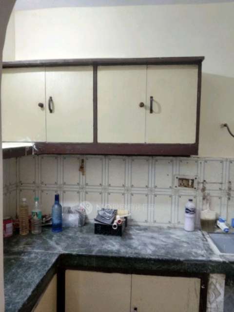 1 BHK Flat In Shiv Kirpa Apartment for Rent  In Sector 2a