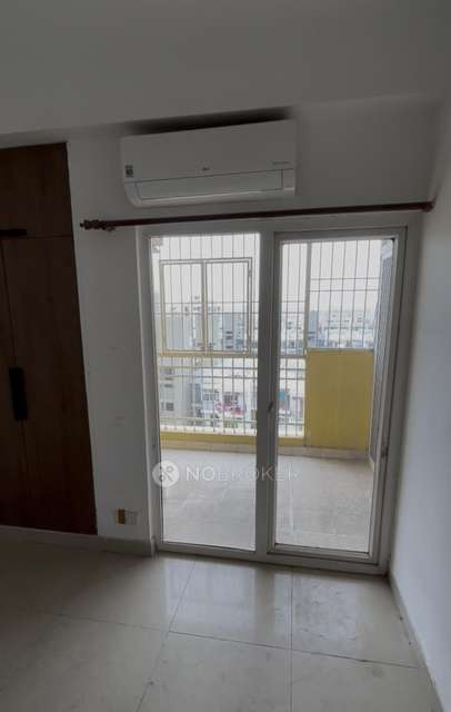 2 BHK Flat In Ajnara Le Garden For Sale  In Ajnara Le Garden