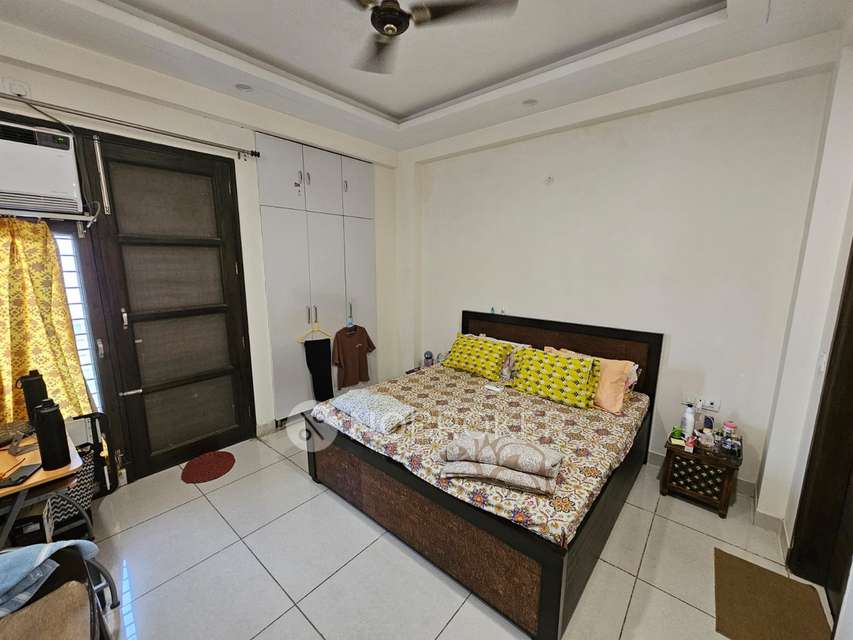 2 BHK Flat for Rent  In Sector 51