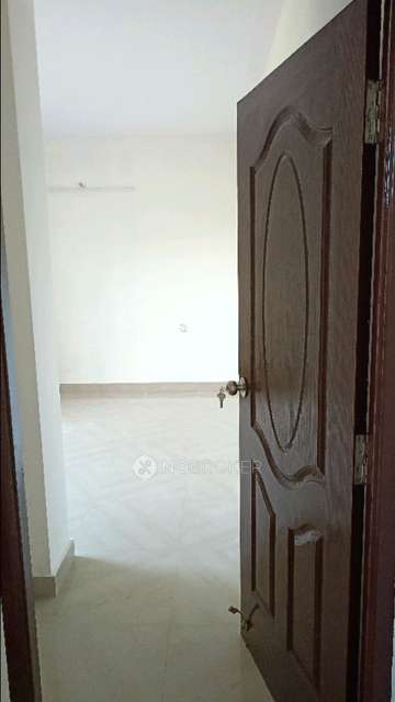 2 BHK Flat In Southerns Sripati Nilayam For Sale  In Kil Ayanambakkam