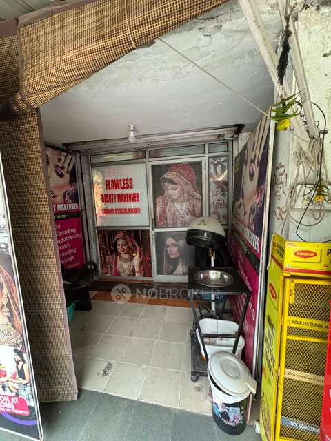 Shop in Sector 26, Noida for sale 