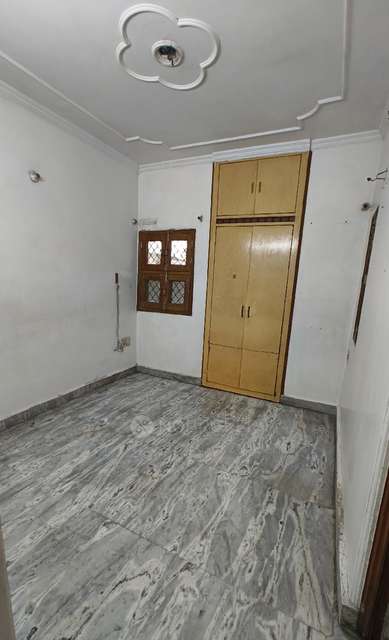 2 BHK Flat In Shri Niketan Kunj Apartments for Rent  In Sector 17 Rohini