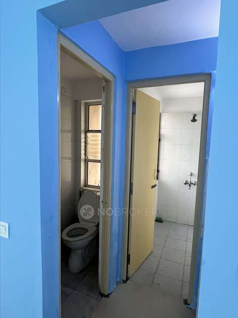 1 BHK Flat In North Town For Sale  In Jamalia