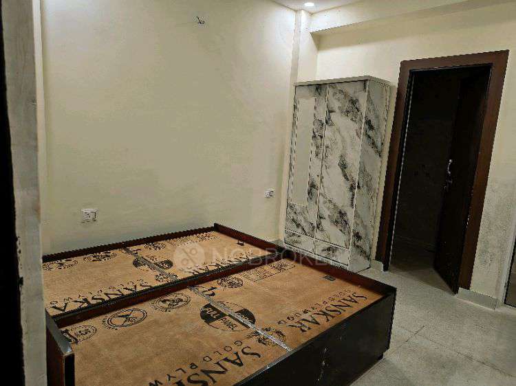 PG for Anyone in  Sector 1 