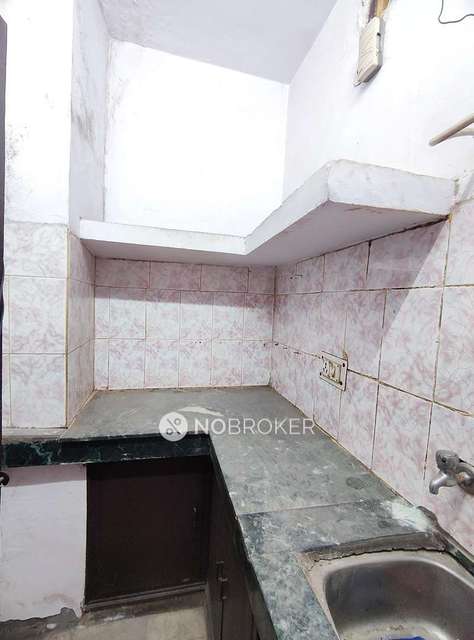 PG for Boys in Shakarpur