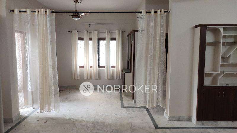 2 BHK Flat In Sri Maruthi Mansion For Sale  In Kukatpally