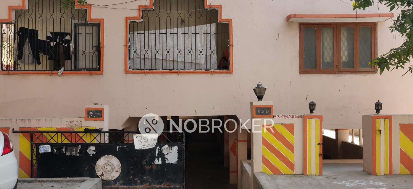 2 BHK Flat In Sri Maruthi Mansion For Sale  In Kukatpally