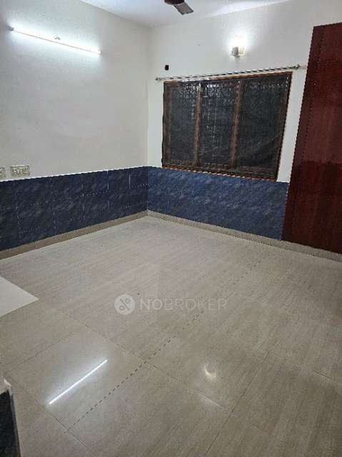 2 BHK Flat In Pranav Shruthi Apartments For Sale  In Mogappair Garden Rd