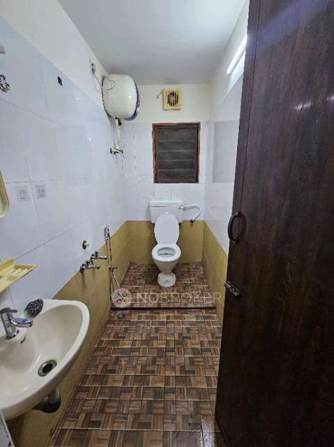 2 BHK Flat In Pranav Shruthi Apartments For Sale  In Mogappair Garden Rd