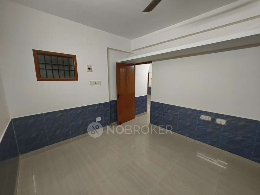 2 BHK Flat In Pranav Shruthi Apartments For Sale  In Mogappair Garden Rd