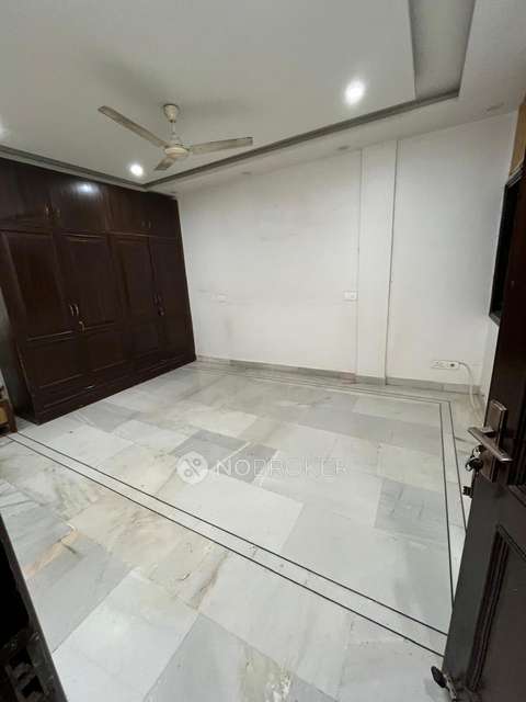 2 BHK Flat In Builder Floor for Rent  In Jangpura Extension 