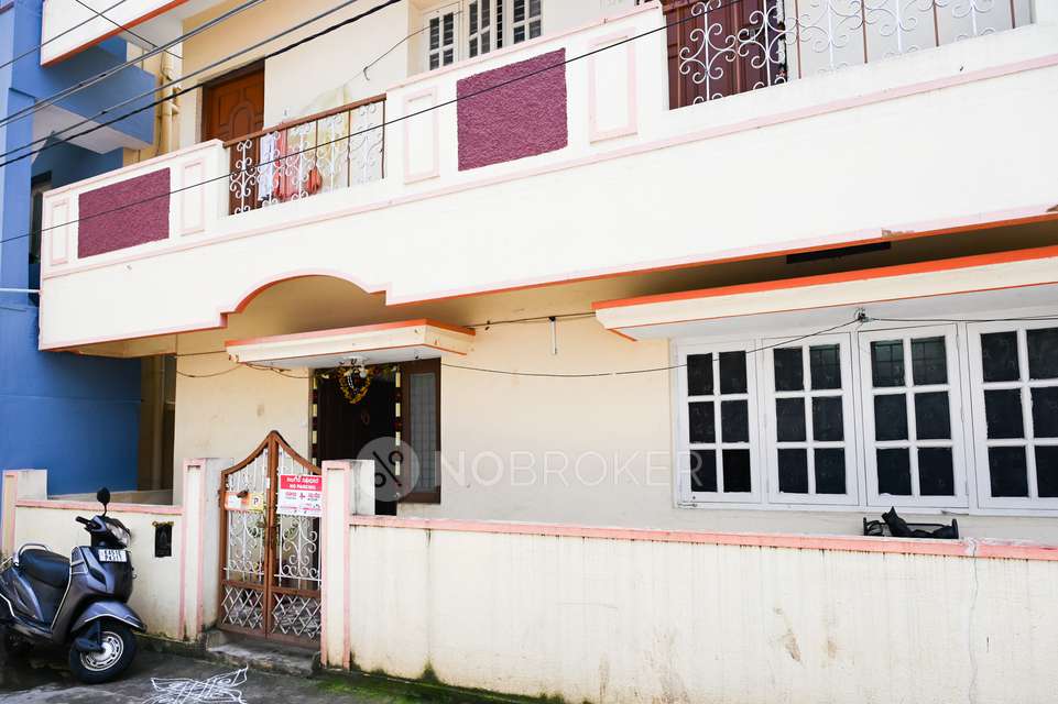 4+ BHK Flat For Sale  In Arekere