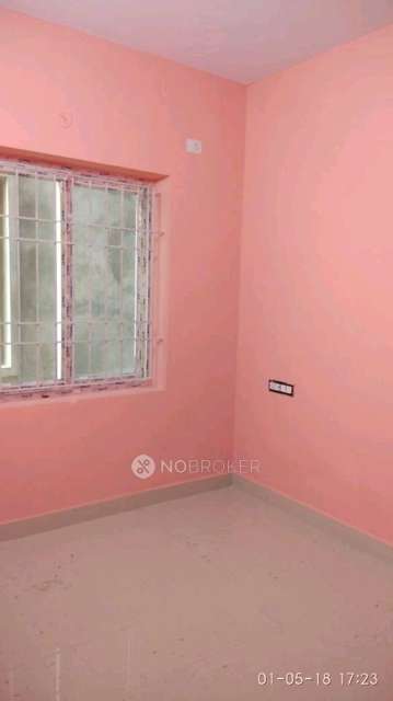 2 BHK Flat In Gokulam Appartment, Block A For Sale  In Lakshmi Nagar Iswarya Garden