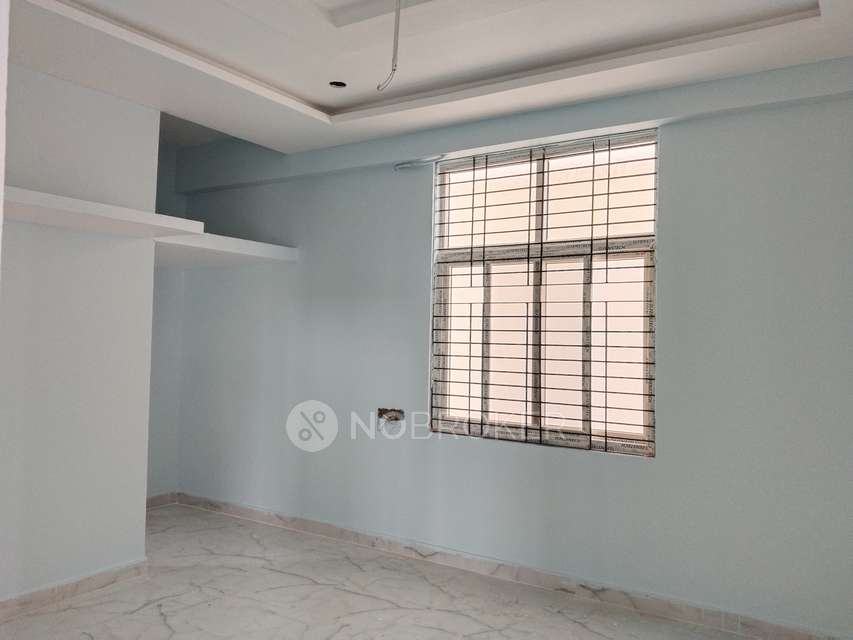 2 BHK Flat In Drk Heights For Sale  In Ram Nagar Gundu, Adikmet