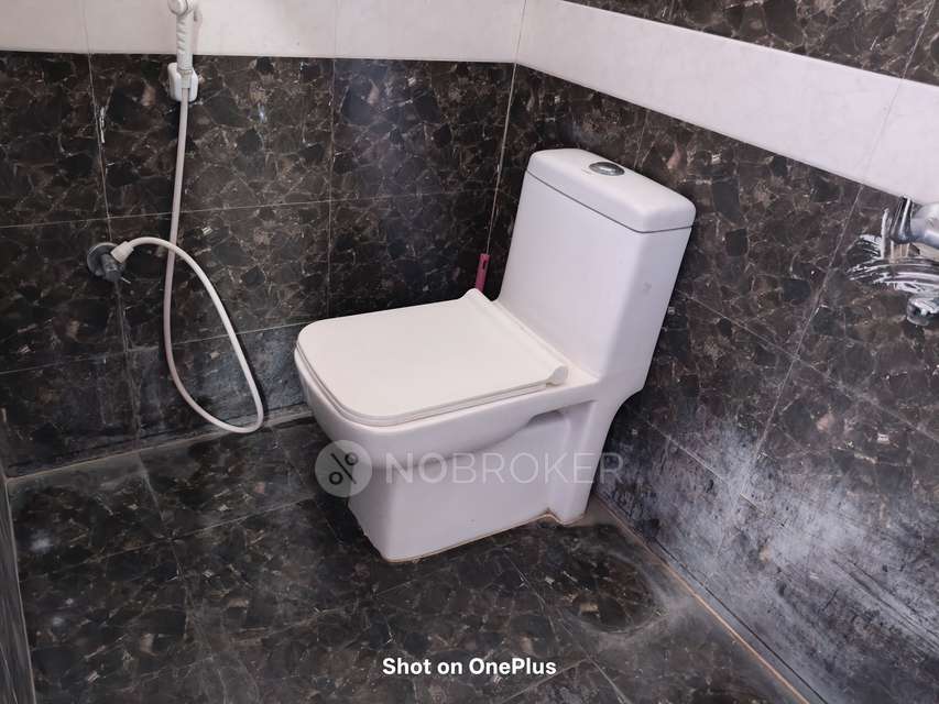 2 BHK Flat In Rr Pride Apartment For Sale  In  Vasanth Nagar Colony