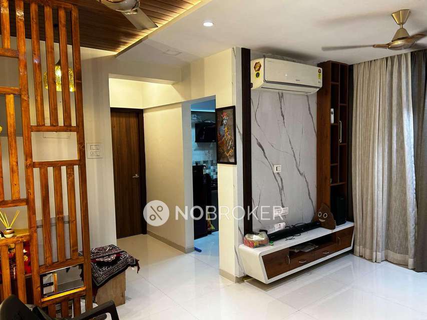 1 BHK Flat In Shree Riddhi Siddhi Shree Sumukh Darshan For Sale  In Kandivali West