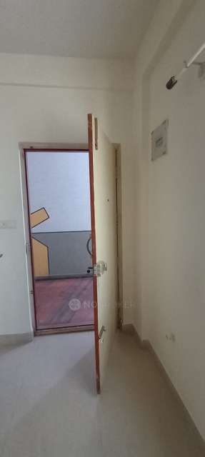 2 BHK Flat In Mahaveer Calyx For Sale  In Bilekahalli